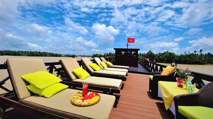 Mango Charter Cruise 2 Days: Ben Tre - Mo Cay - Vung Liem