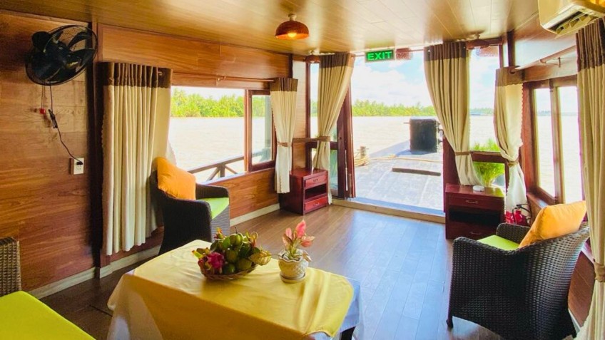 Mango Charter Cruise 2 Days: Ben Tre - Phong Nam - Con Oc - Mo Cay